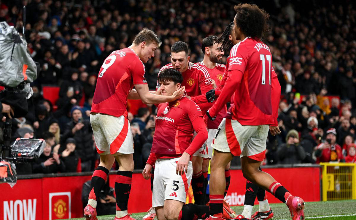 雷火电竞合作-曼联主场不敌对手，遗憾失利的简单介绍