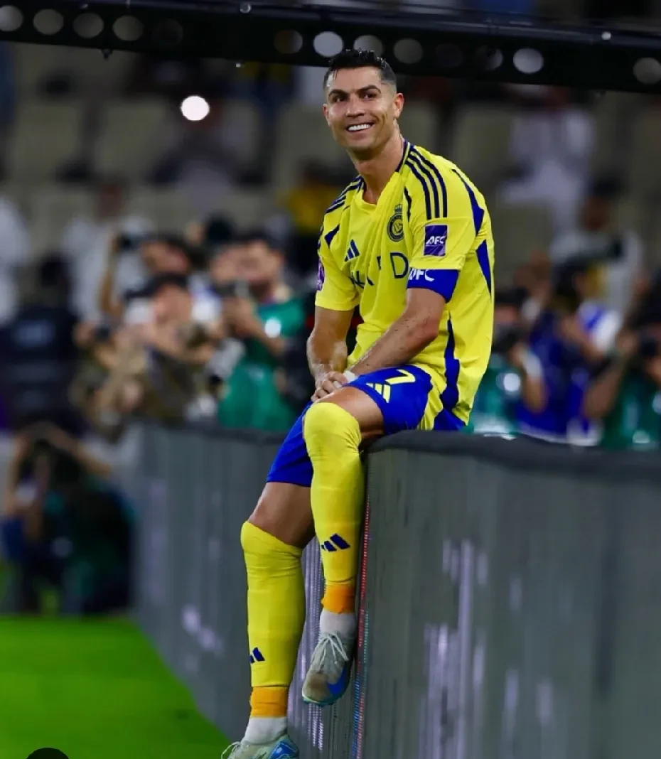 关于沙特阿拉伯球员在比赛中力挽狂澜的信息