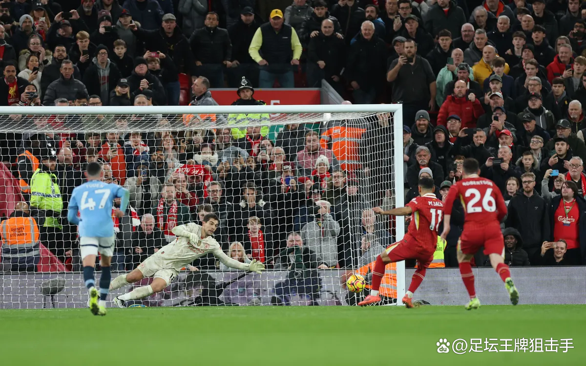 雷火电竞app-那不勒斯全队聚焦下一场关键战役