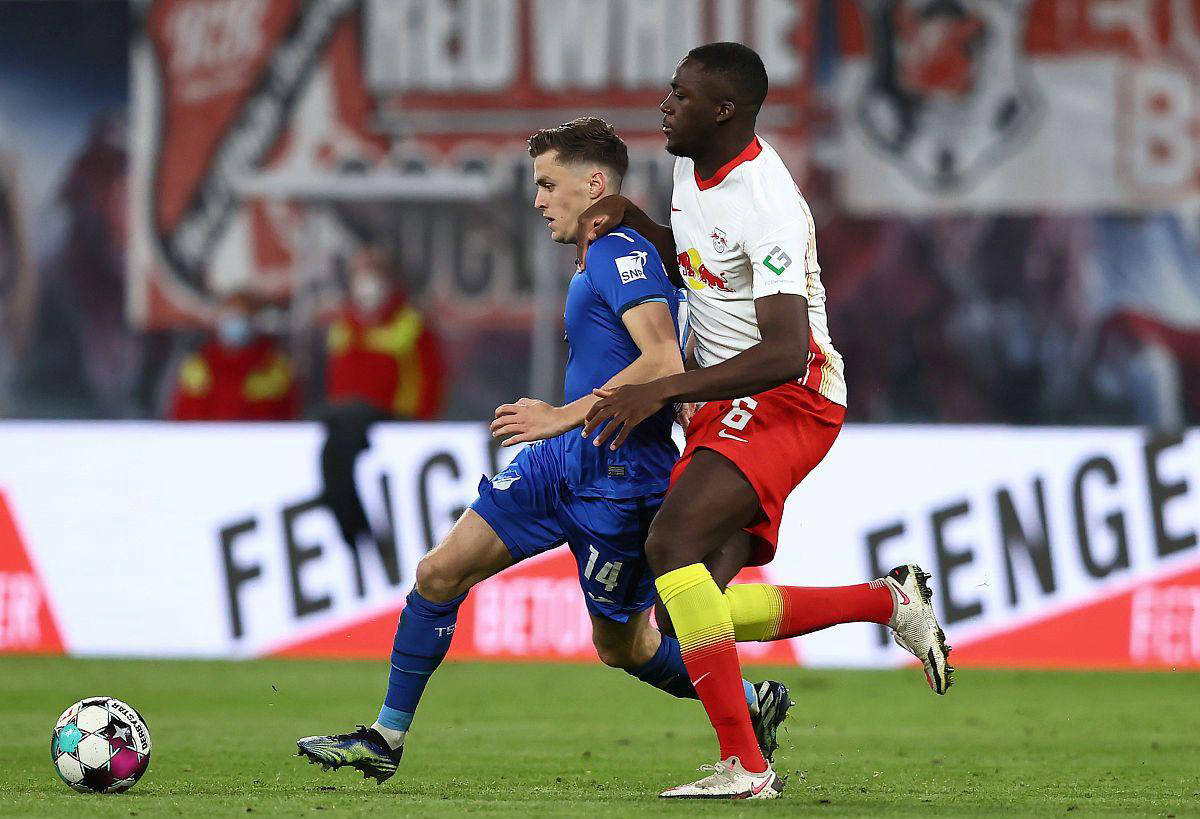 莱比锡红牛爆冷法国，博格巴2打破历史纪录的简单介绍