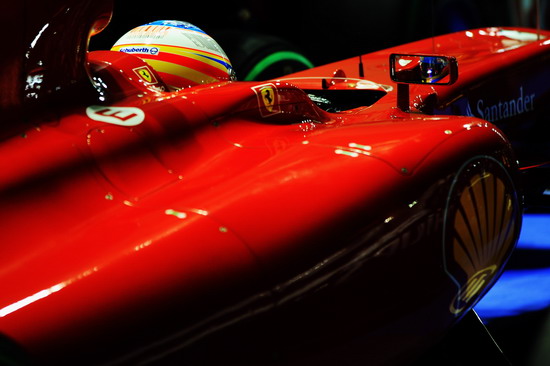 雷火电竞下载-法拉利逆转红牛车队，阿隆索惊艳四座