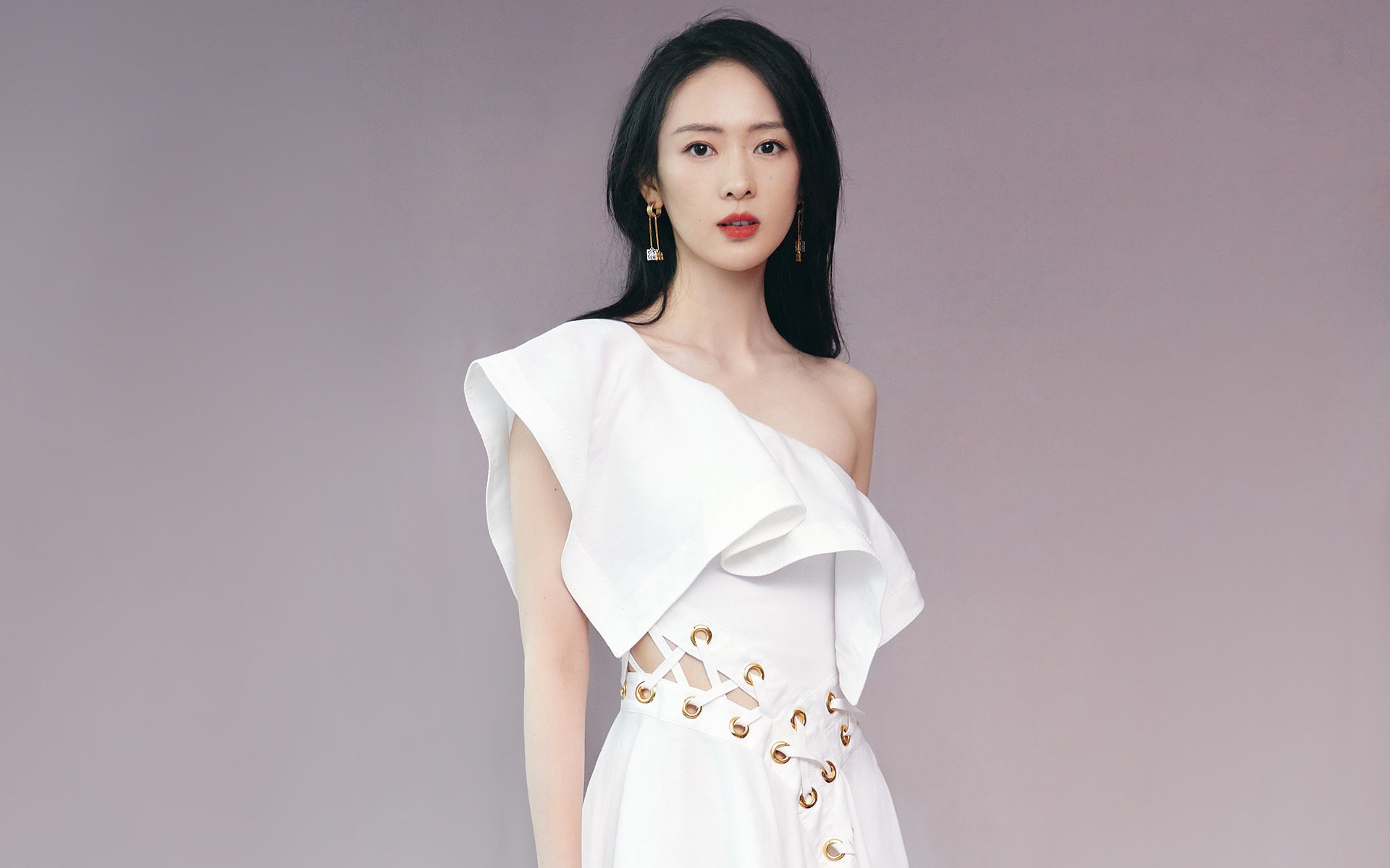 一城一魔,一夜双星,当纯粹血性与超级中锋共同定义足球的唯一性